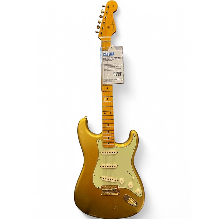 Used Fender 1962 JOURNEYMAN STRATOCASTER Gold Solid Body Electric Guitar