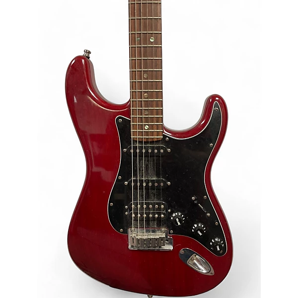 Used Fender STRATOCASTER Solid Body Electric Guitar