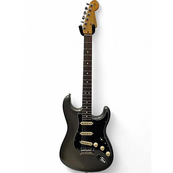 Fender 2023 American Professional II Stratocaster Solid Body Electric Guitar