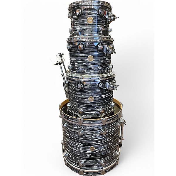 DW Used DW 4 Piece SSC Collectors Series Black Oyster Drum Kit.gc