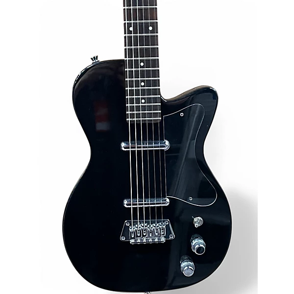 Silvertone Used Silvertone U2 Black Solid Body Electric Guitar.gc