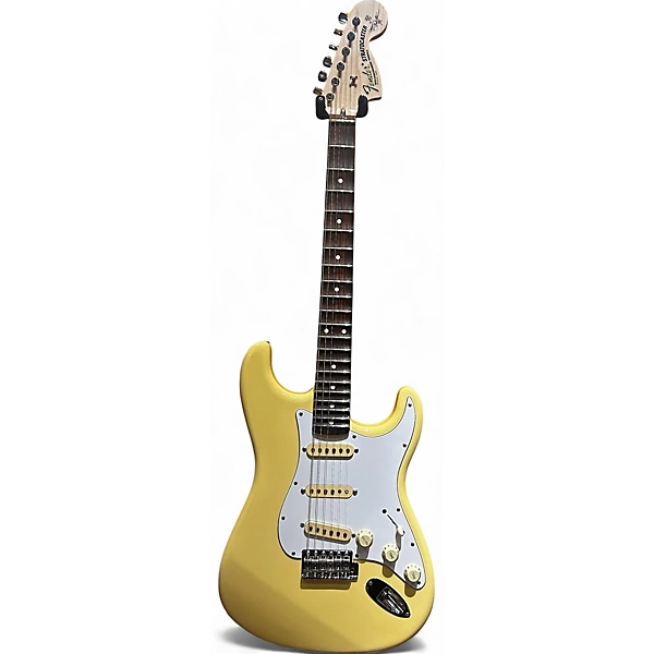 Fender Artist Series Yngwie Malmsteen Stratocaster Solid Body Electric Guitar