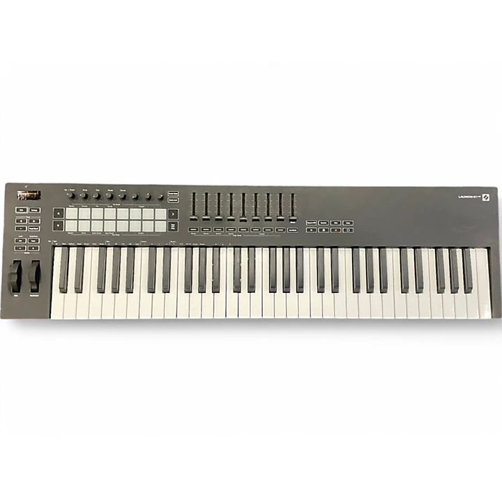 Novation Used Novation Launchkey 61 Key MIDI Controller