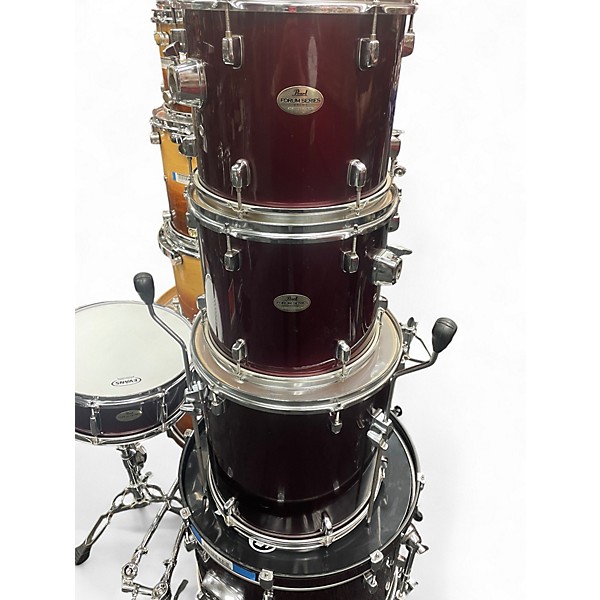 Pearl Used 2000s Pearl 5 Piece Forum Maroon Drum Kit.gc