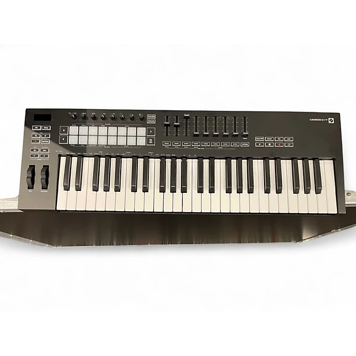 Novation Used Novation Launchkey 49 Key MIDI Controller