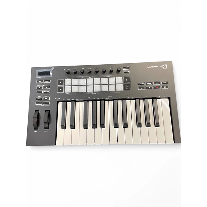 Novation Used Novation Launchkey 25 Key MIDI Controller