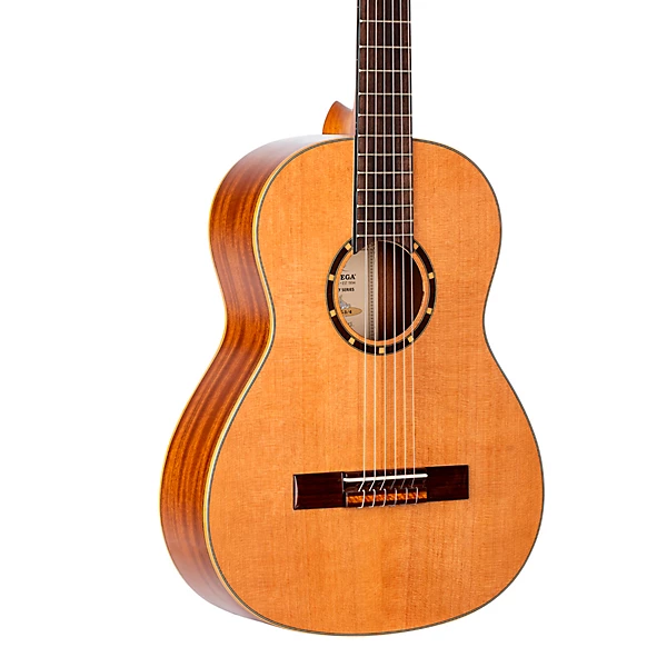 Family Series R122G 3 4 Classical Guitar Cedar 3 4 Size