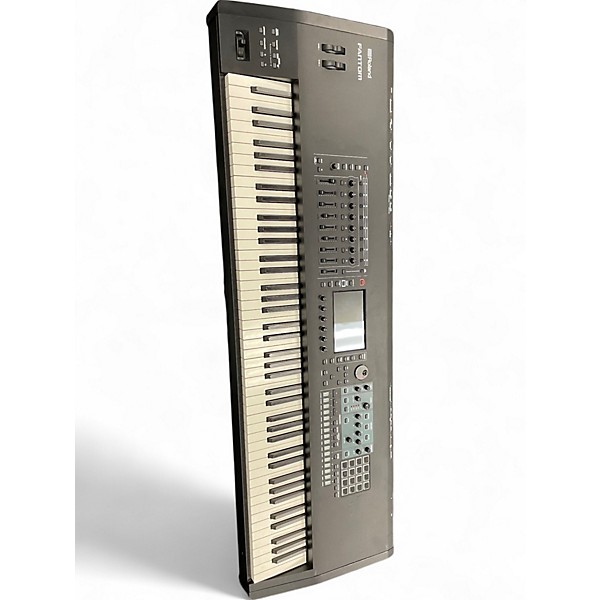 Roland Used Roland Fantom 8 Keyboard Workstation