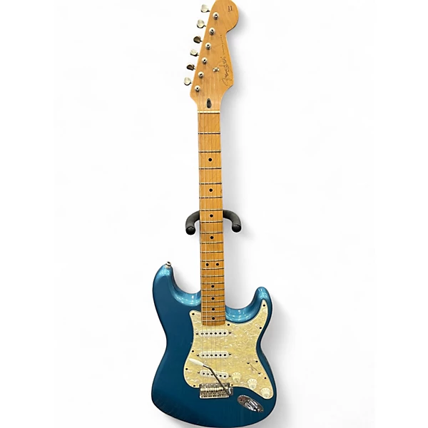 See Used Guitars in Guitar Center Redmond