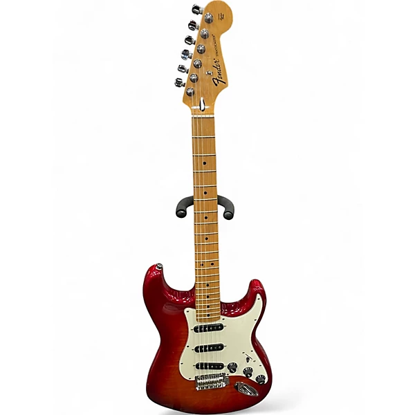 Fender Used Fender Deluxe Stratocaster RED Solid Body Electric Guitar