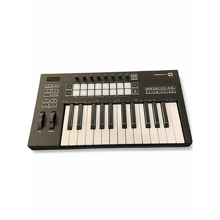 Novation Used Novation Launchkey 25 Key MIDI Controller