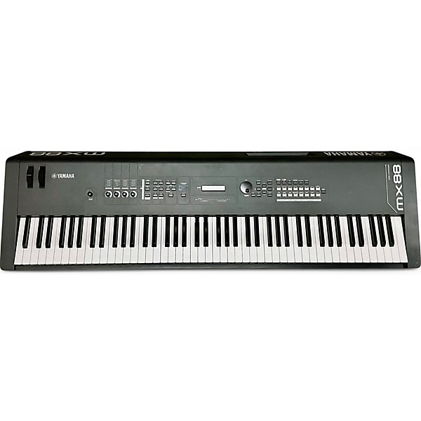 Yamaha Used Yamaha MX88BK Synthesizer