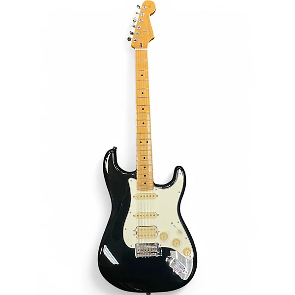 Used Fender PLAYER II STRAT HSS Black Solid Body Electric Guitar