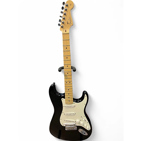 Fender Used 2007 Fender VG Stratocaster BLACK Solid Body Electric Guitar.gc