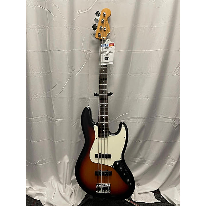 Used 2024 Fender Player Jazz Bass Sunburst Electric Bass Guitar