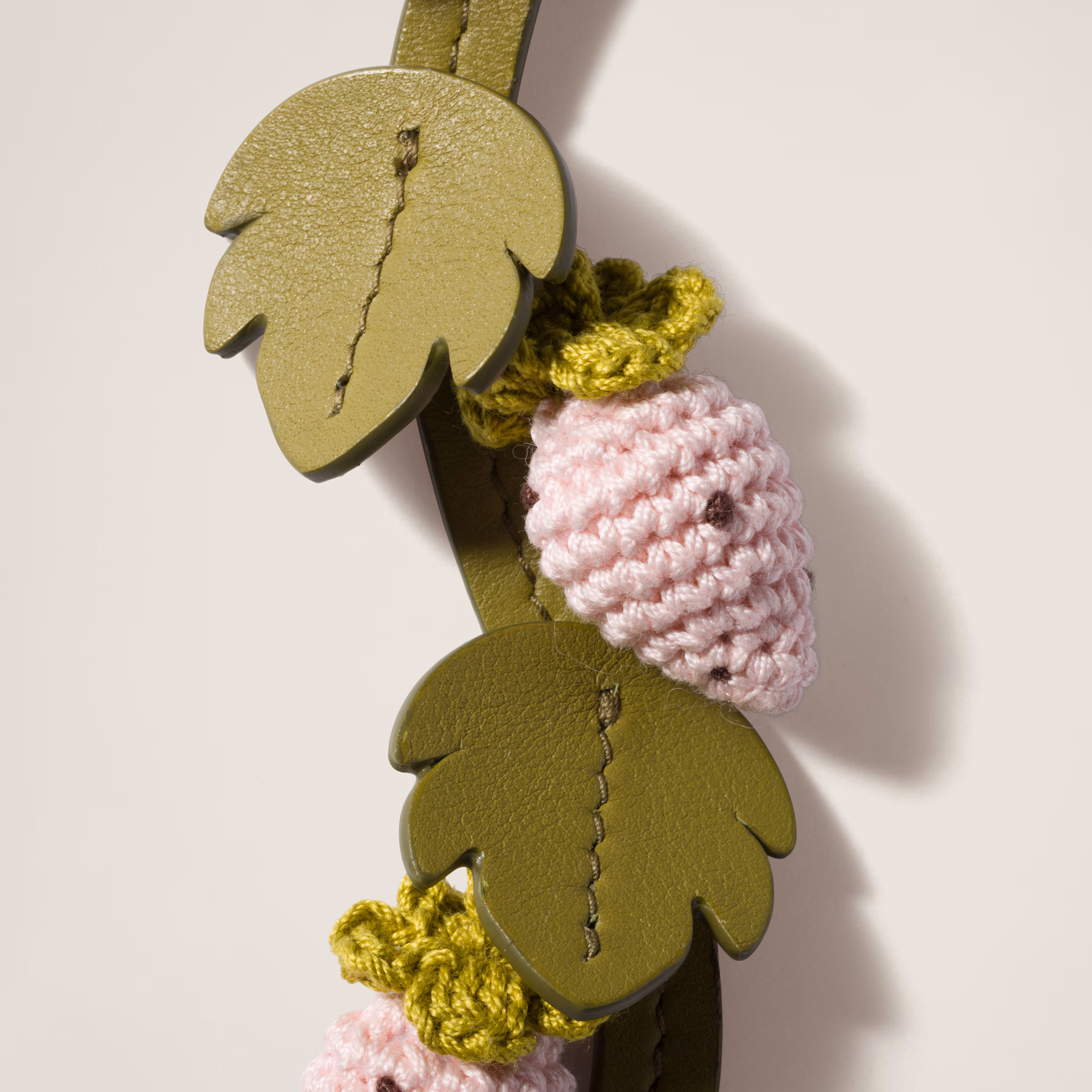 Crochet And Leather Key Ring Trick