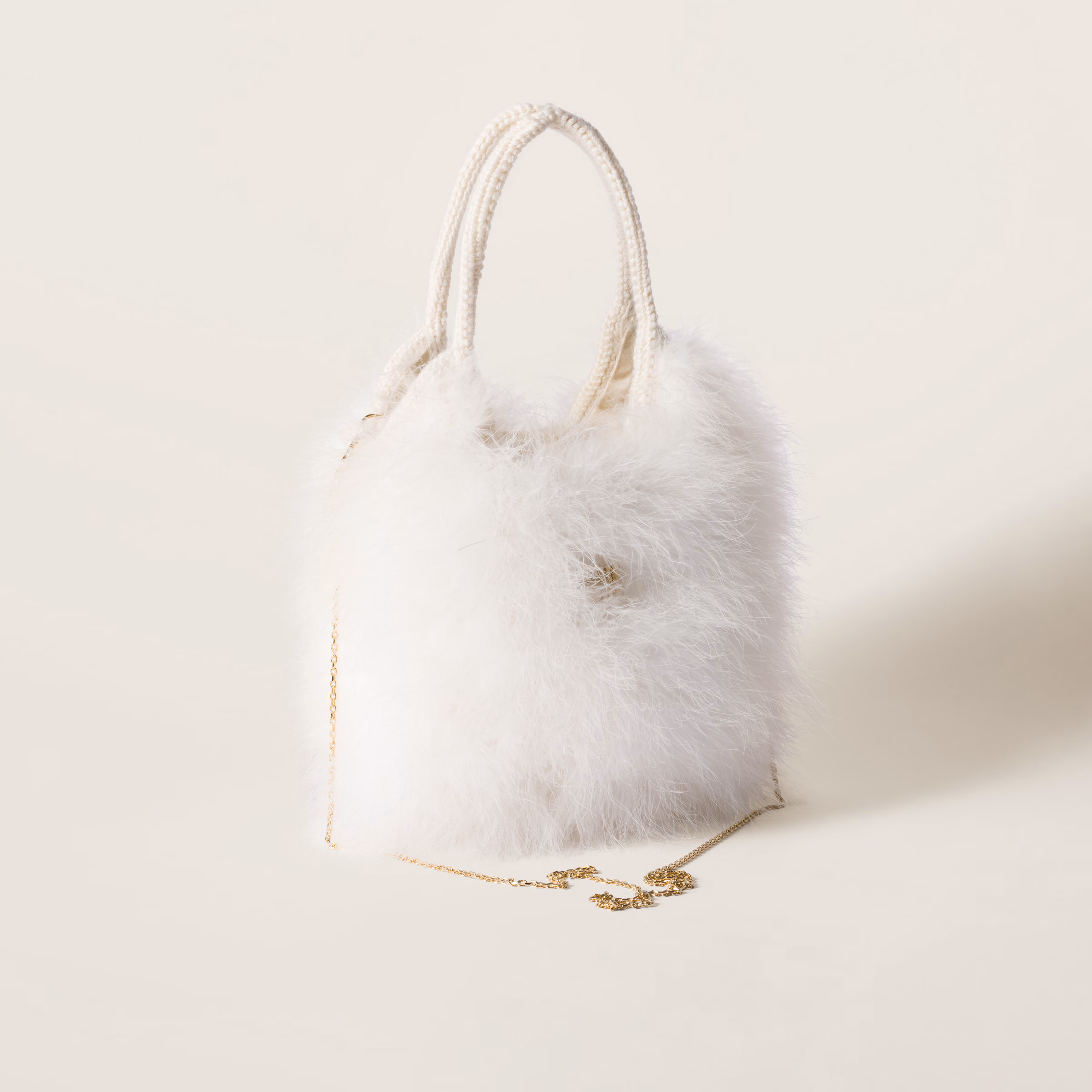Ivy Crochet Handbag With Feathers