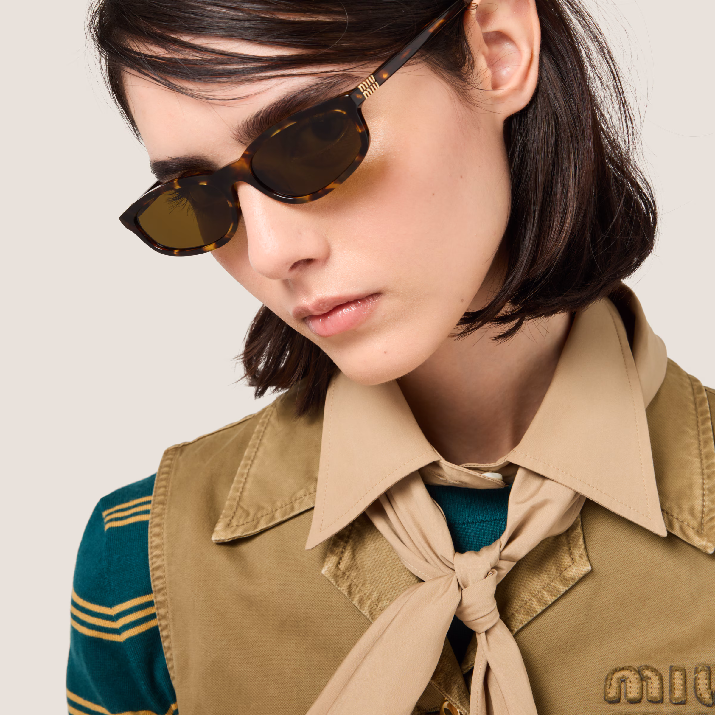 Miu Regard Sunglasses