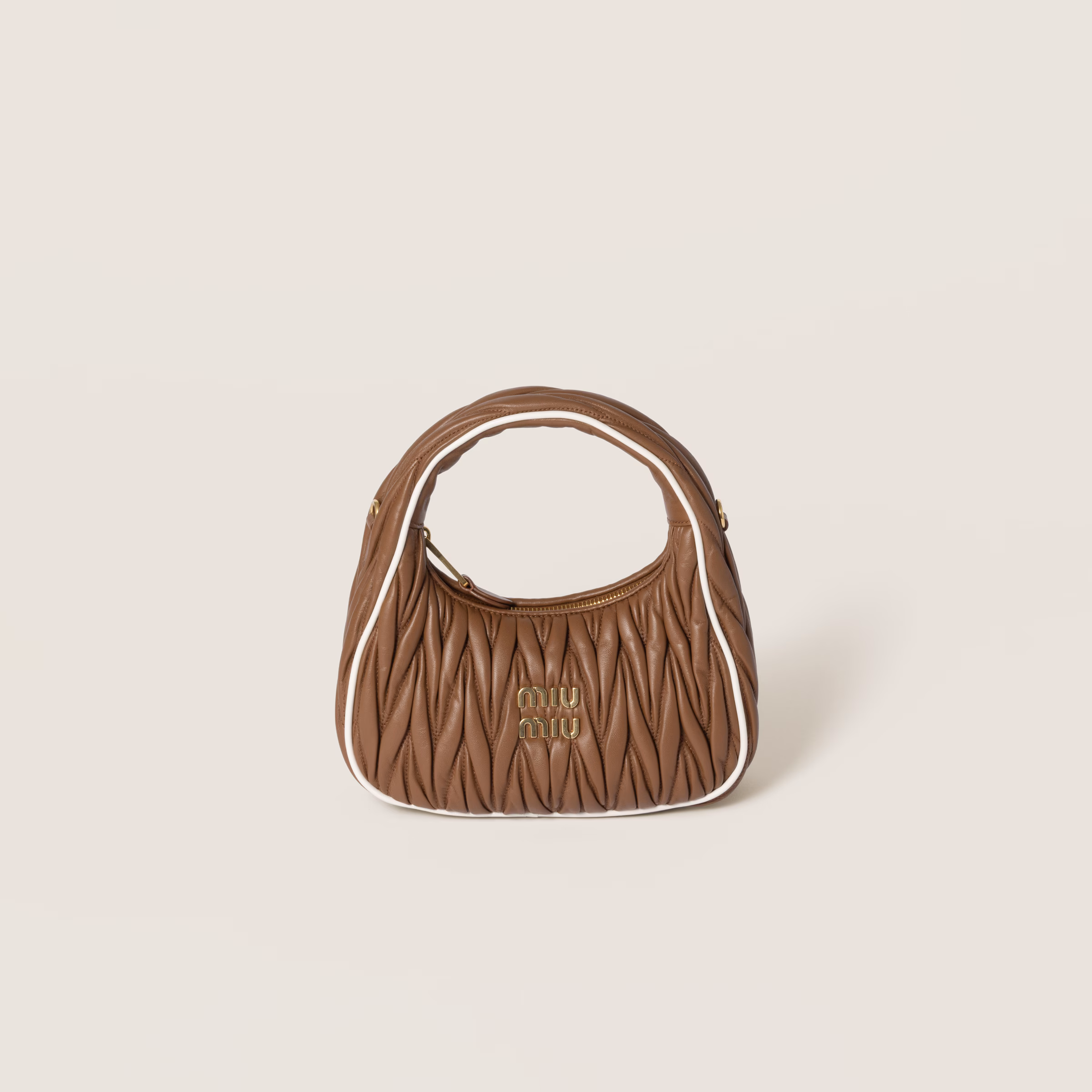 Wander Matelassé Nappa Leather Bag