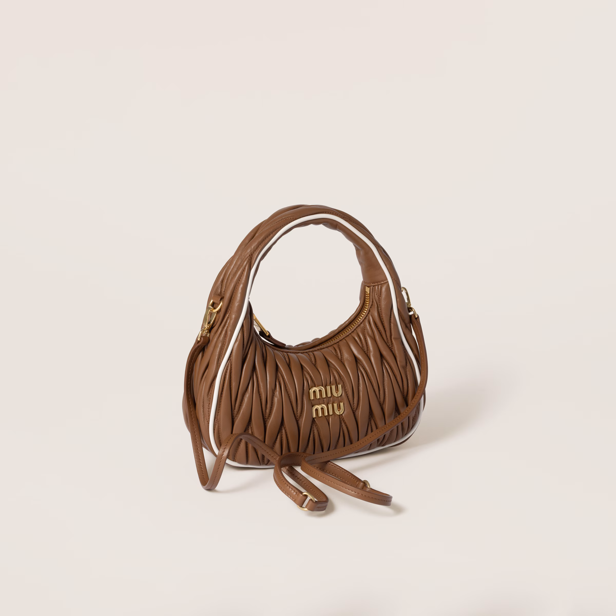 Wander Matelassé Nappa Leather Bag