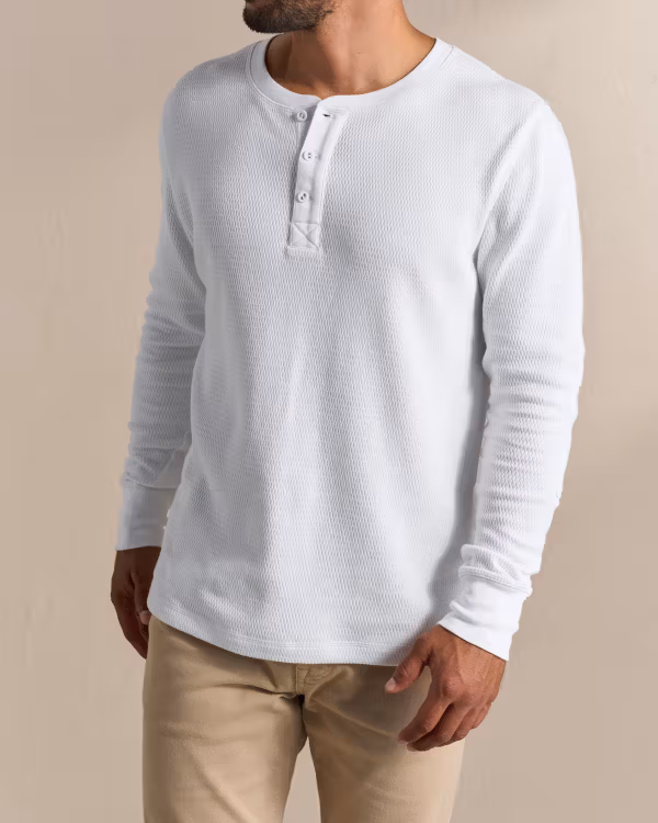 Men's Long Sleeve Standard Issue Waffle Henley