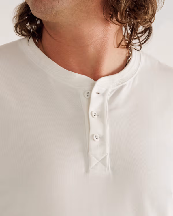 Men's Standard Issue Short Sleeve Henley