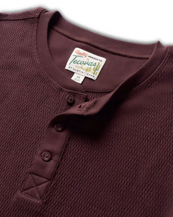 Men's Long Sleeve Standard Issue Waffle Henley