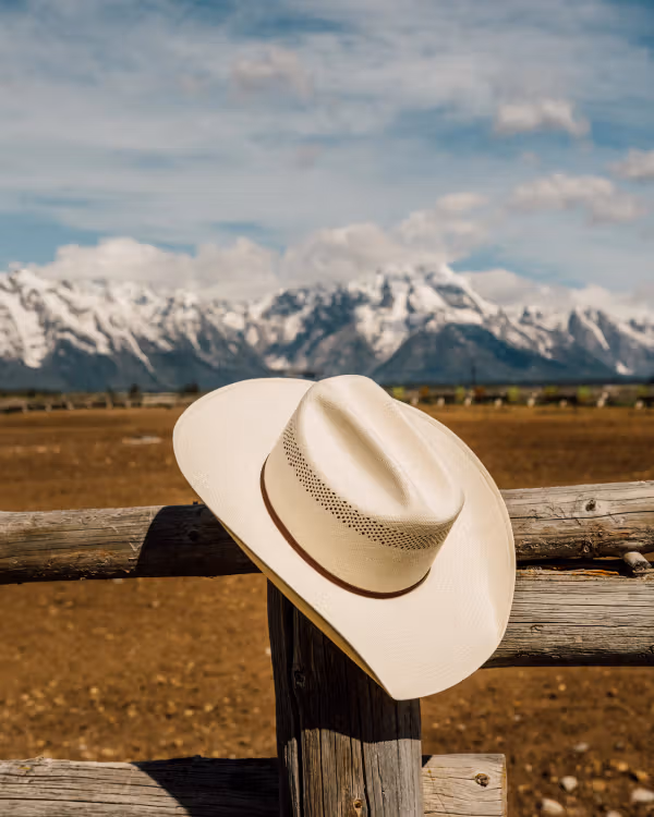 Cattleman Straw Cowboy Hat