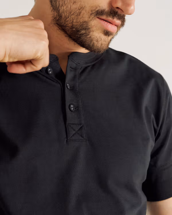 Men's Standard Issue Short Sleeve Henley