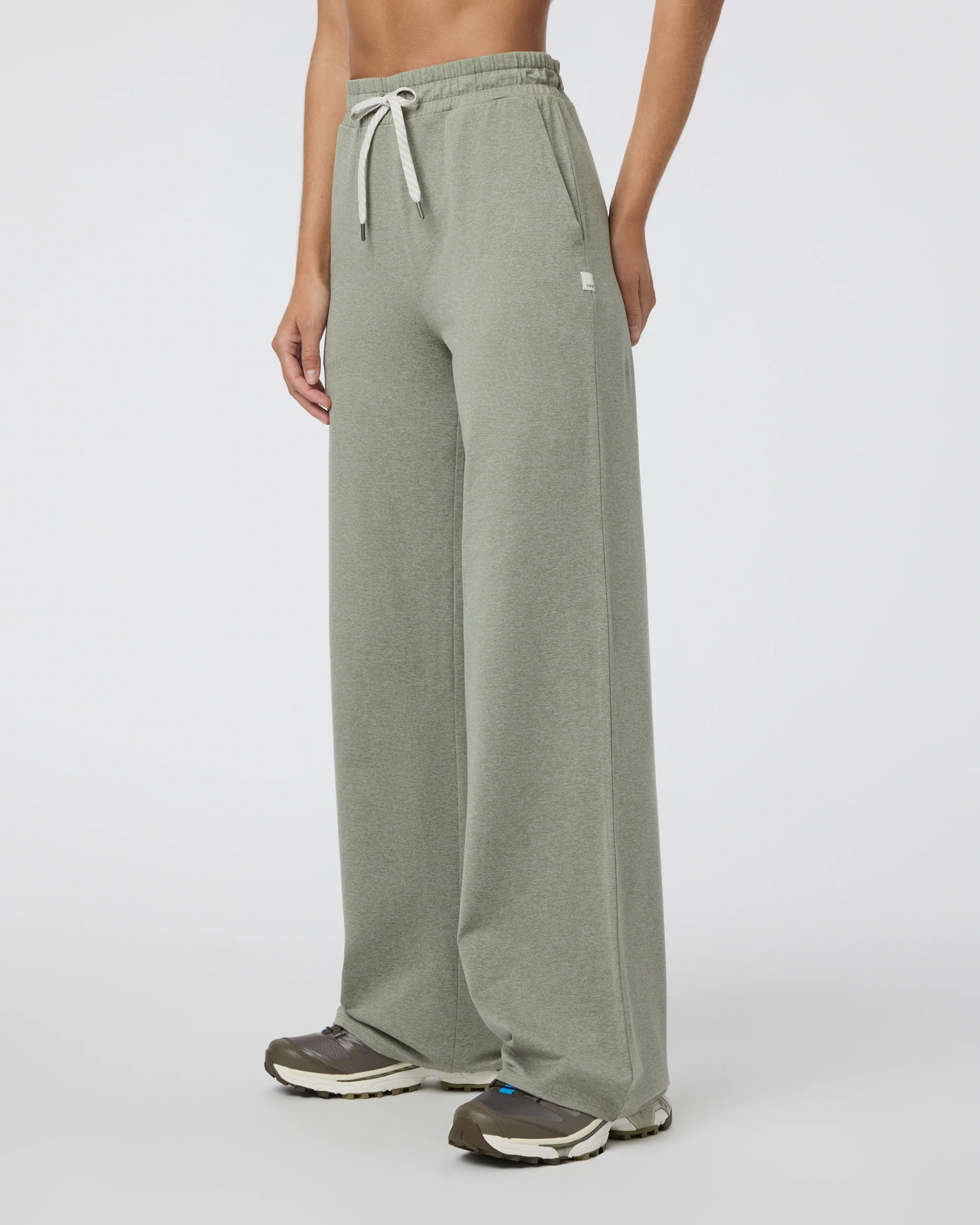 Halo Essential Wideleg Pant