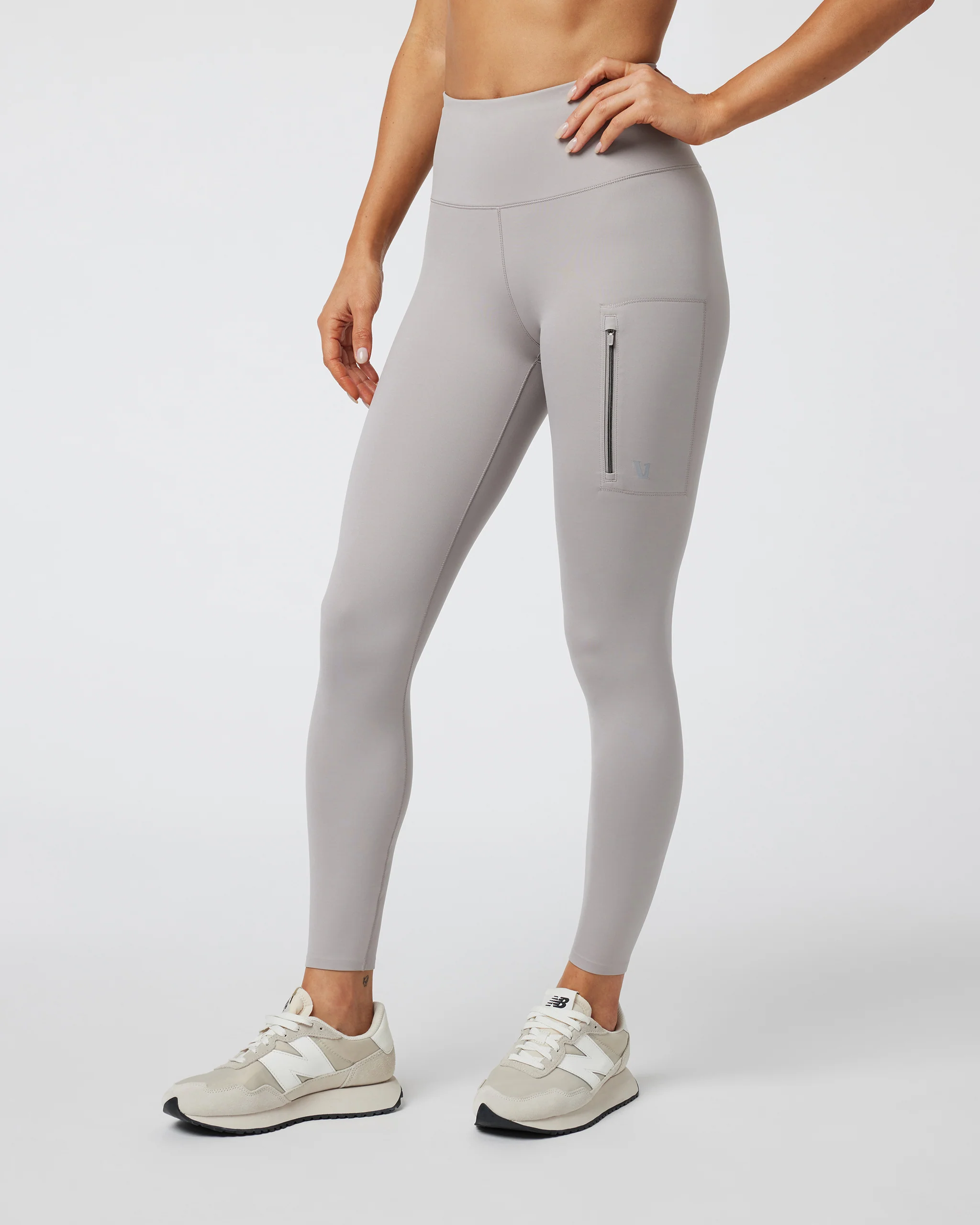 Evolve Zipped Legging