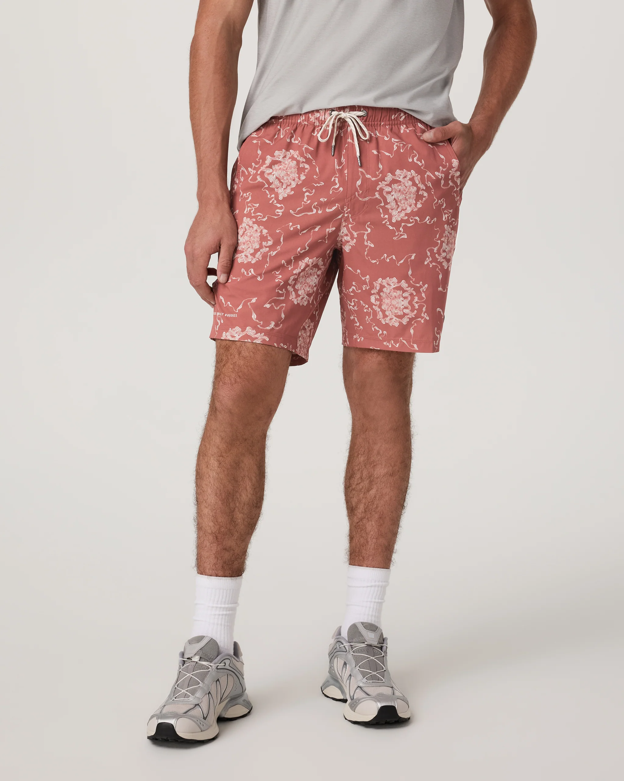 Kore Short Lined 7" Vuori x Kelsey Brookes