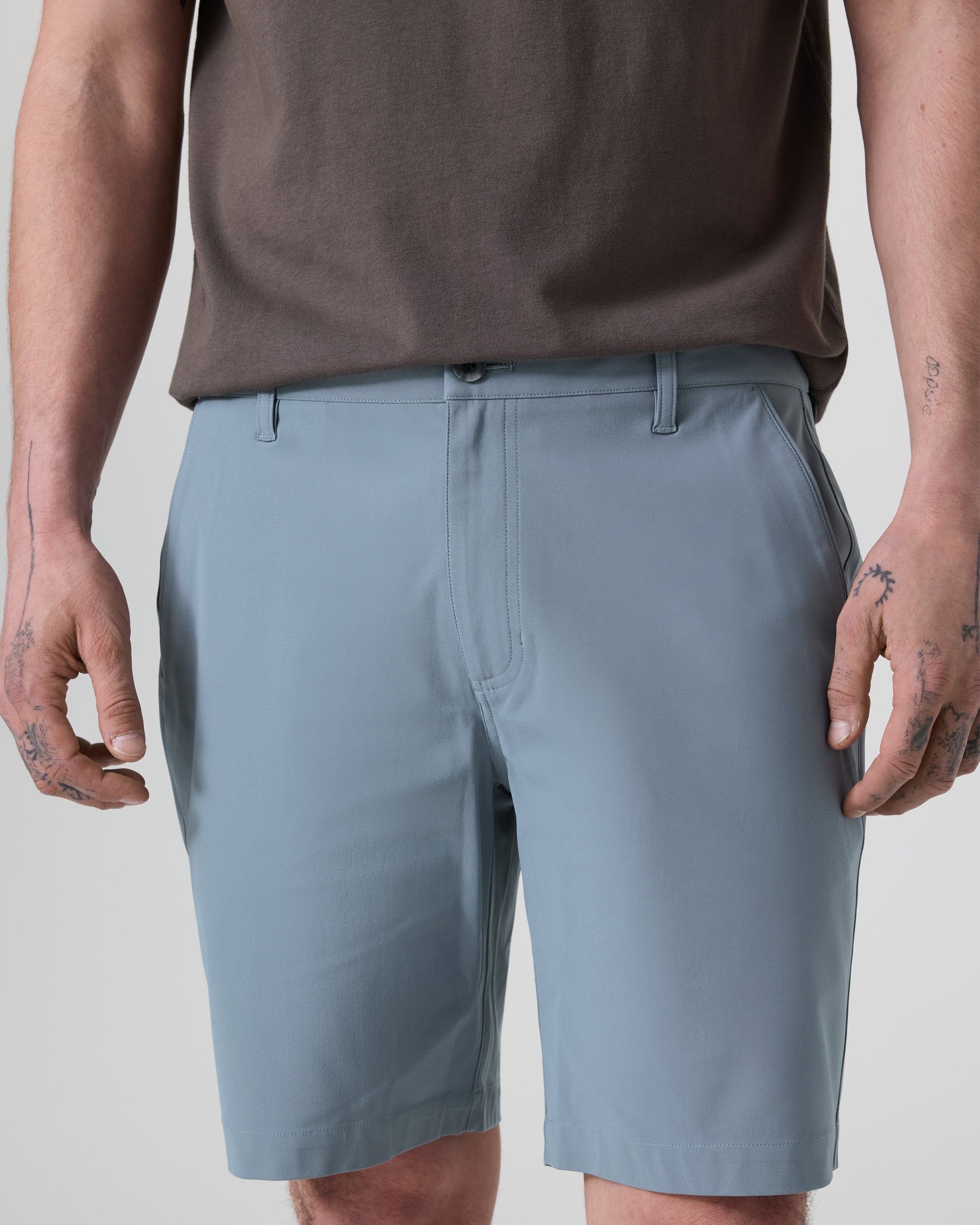 Meta Short 8"