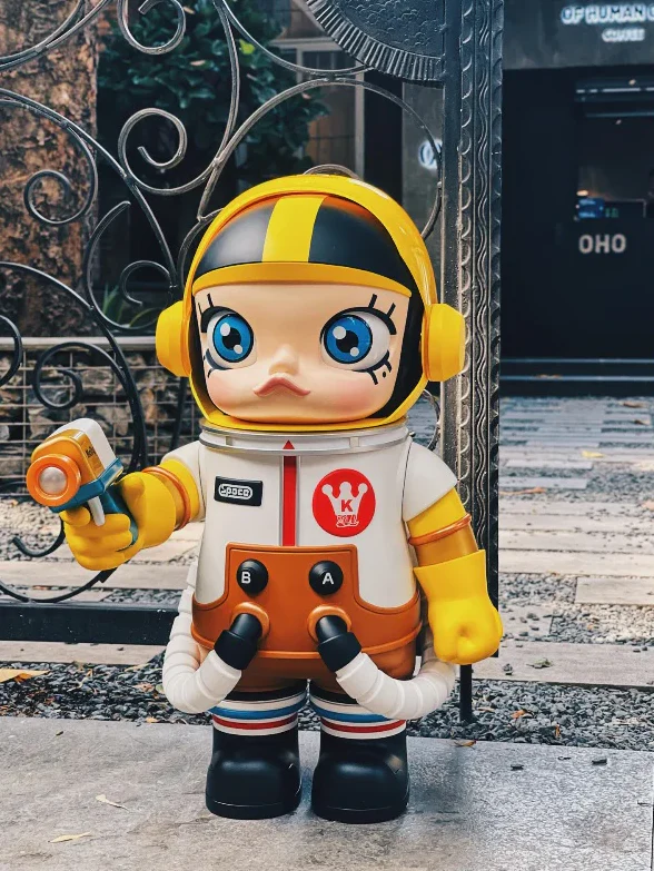Pop Mart Mega Collection Space Molly X Sponge Bob 1000%