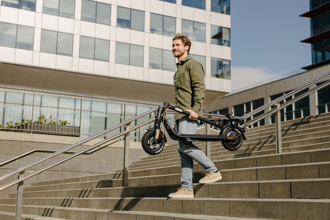 Ninebot KickScooter F2 Plus E Powered by Segway
