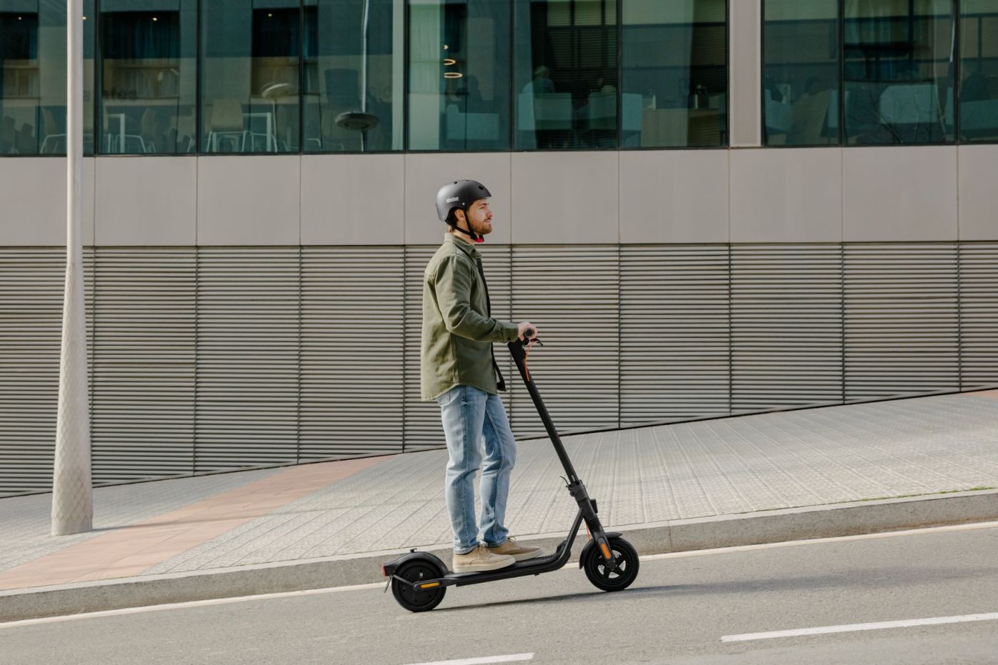 Ninebot KickScooter F2 PRO E Powered by Segway