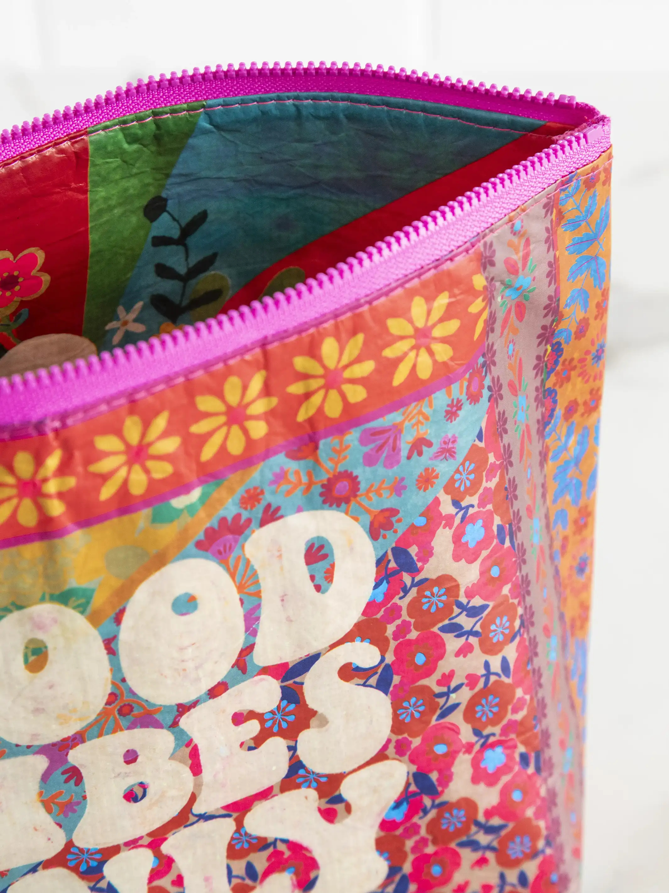 Recycled Zipper Pouch - Good Vibes Only