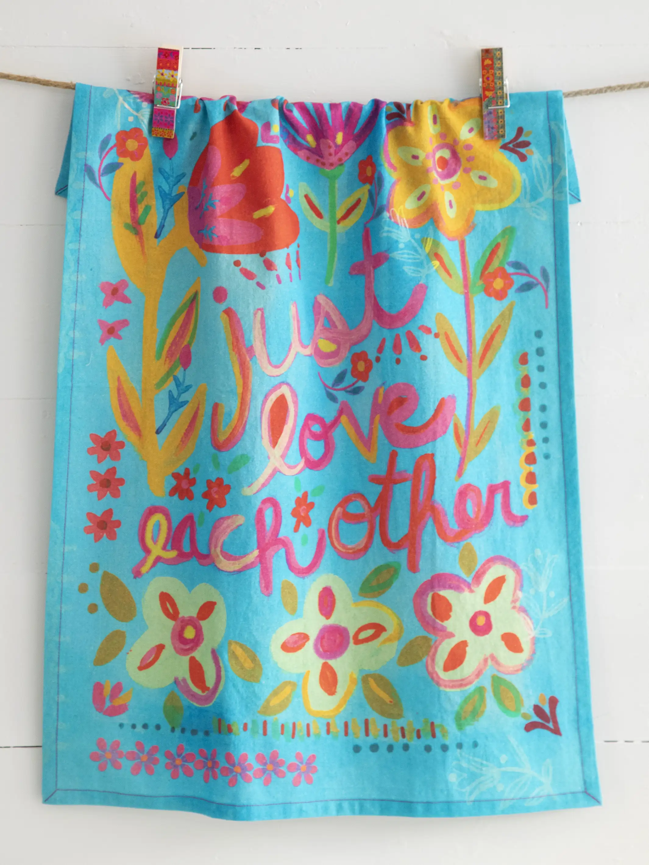 Kitchen Dish Towel - Love Each Other