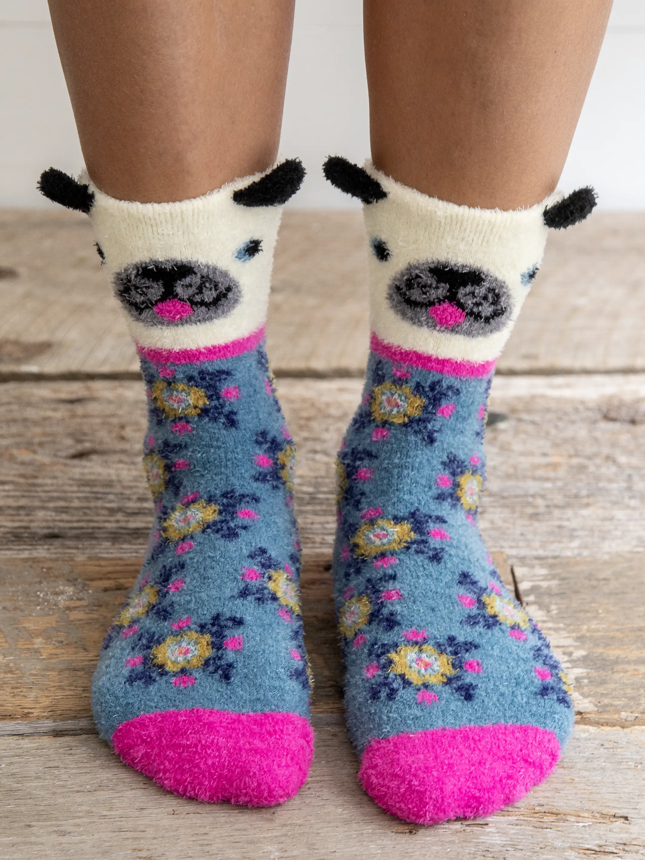 Boxed Cozy Critter Socks - Cream Dog