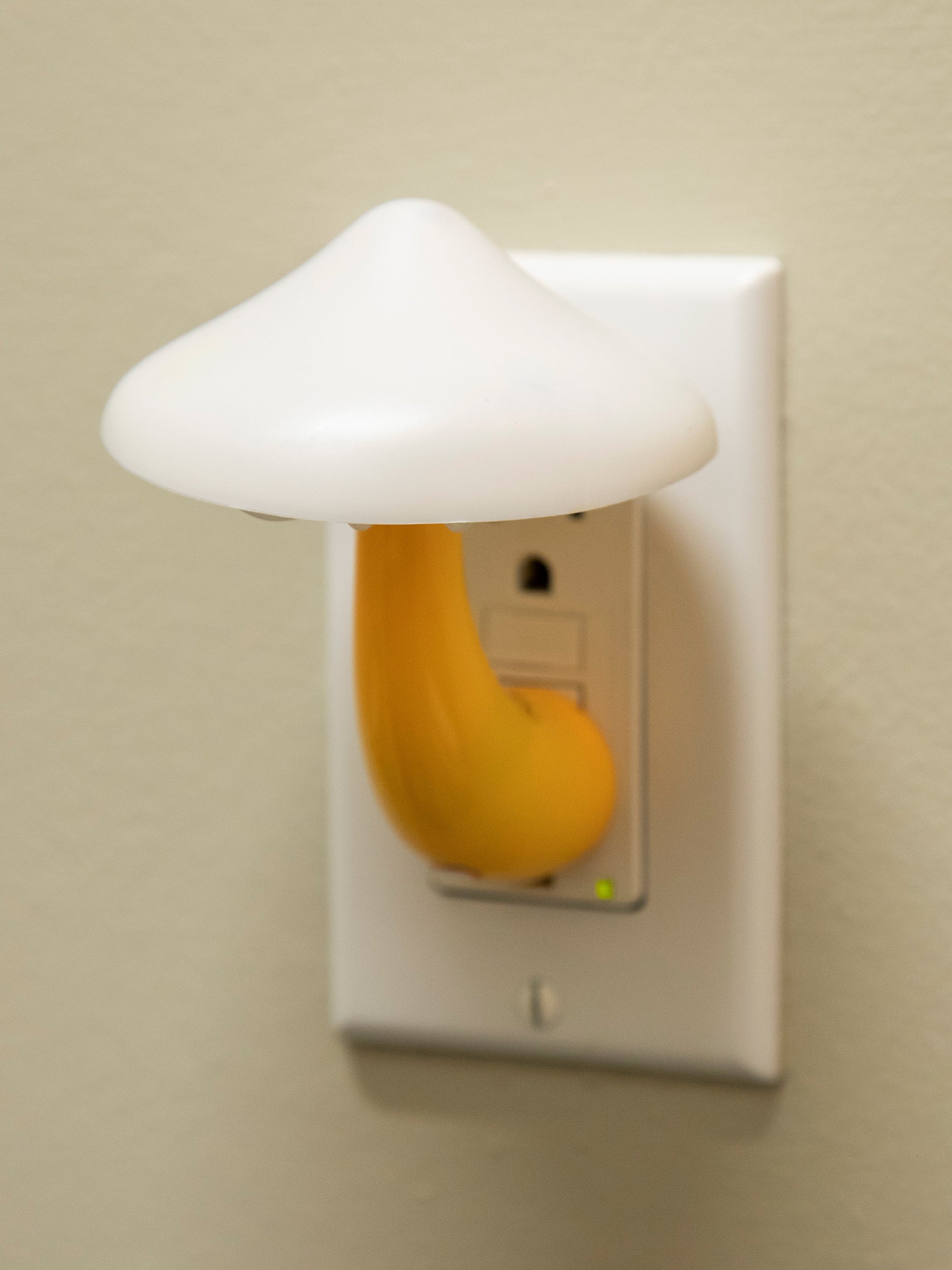 Mushroom LED Night Light - Yellow