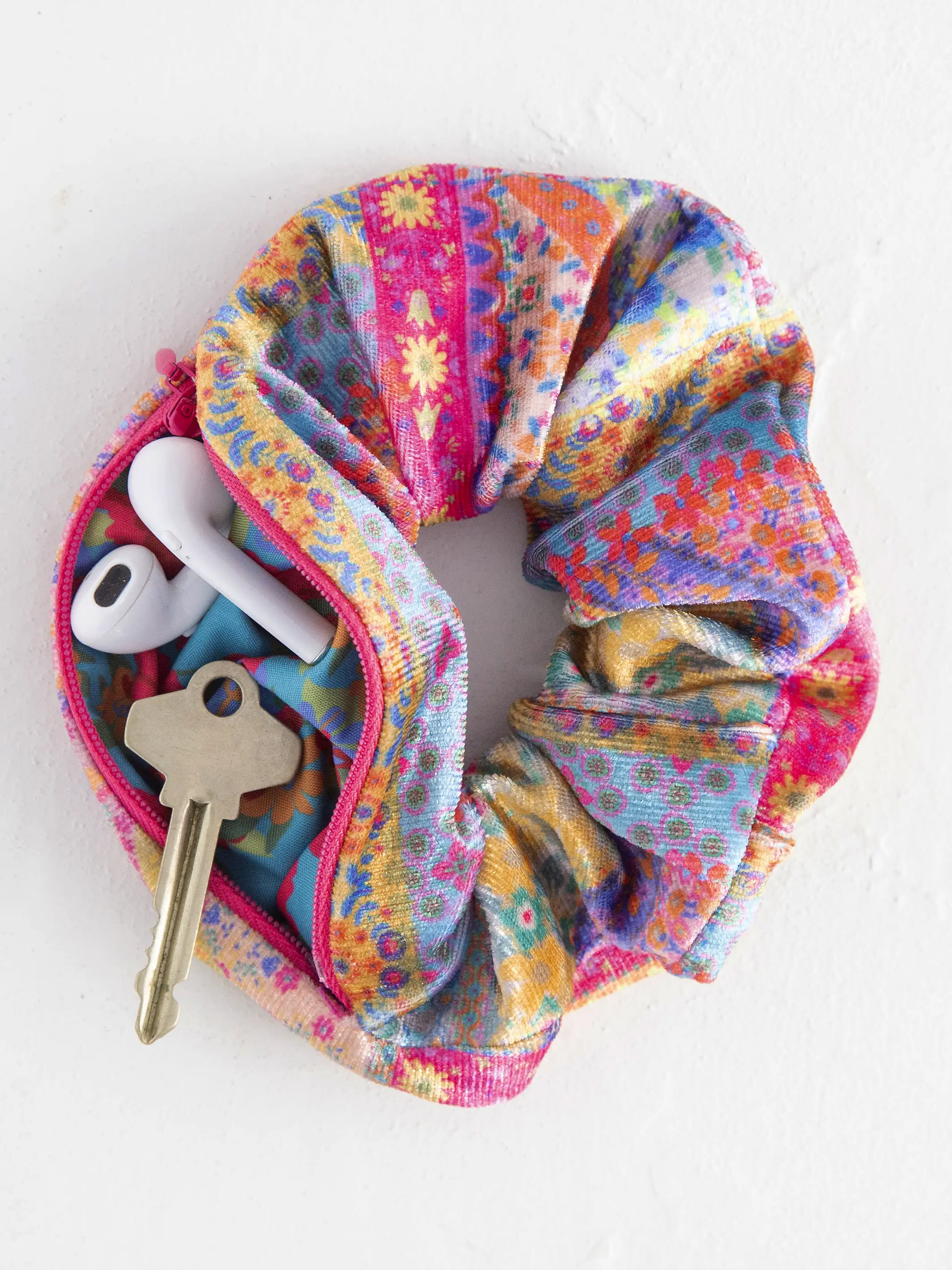 Hideaway Scrunchie - Folk Flower Patchwork