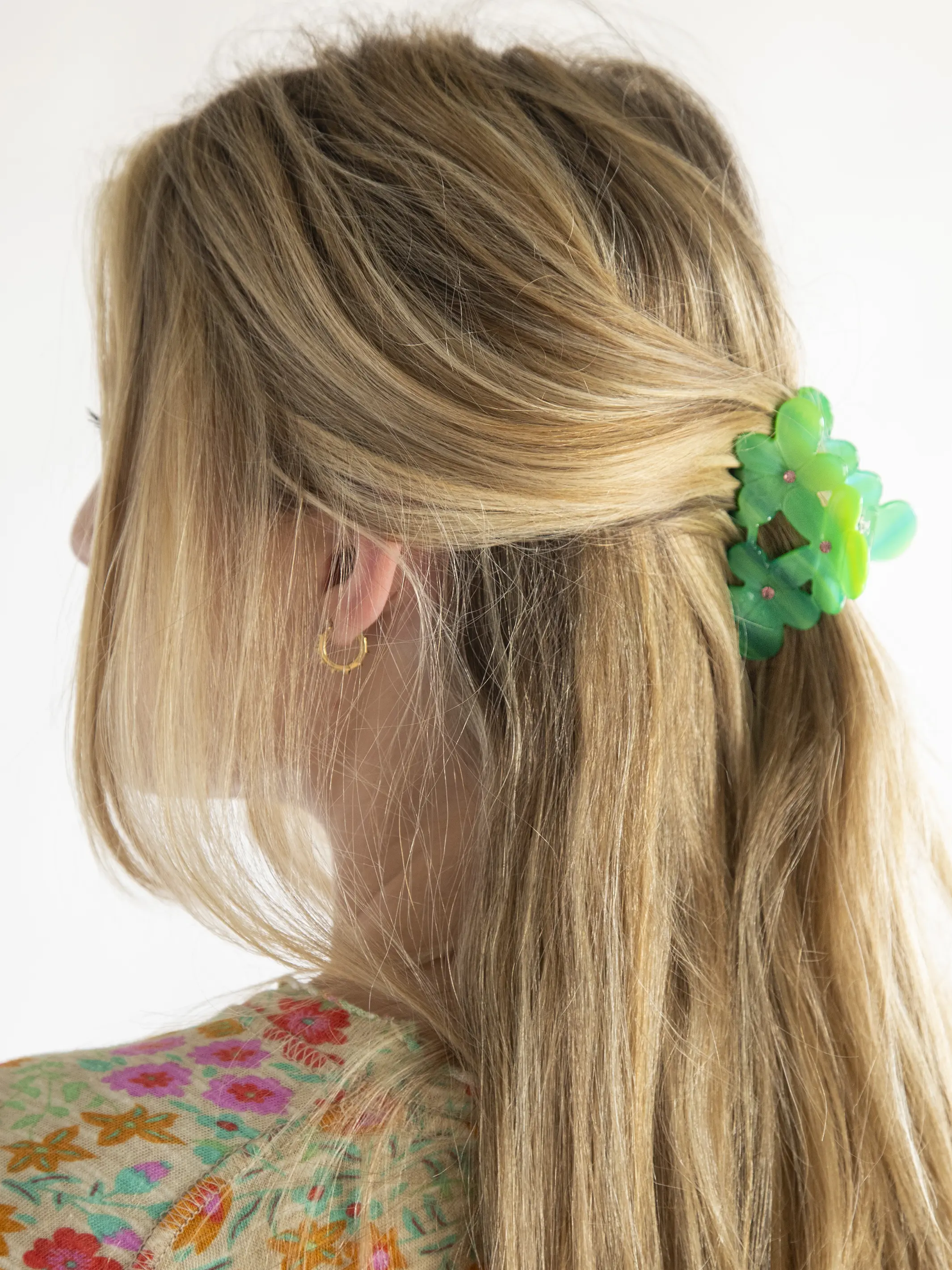 Blossom Cluster Hair Claw - Emerald