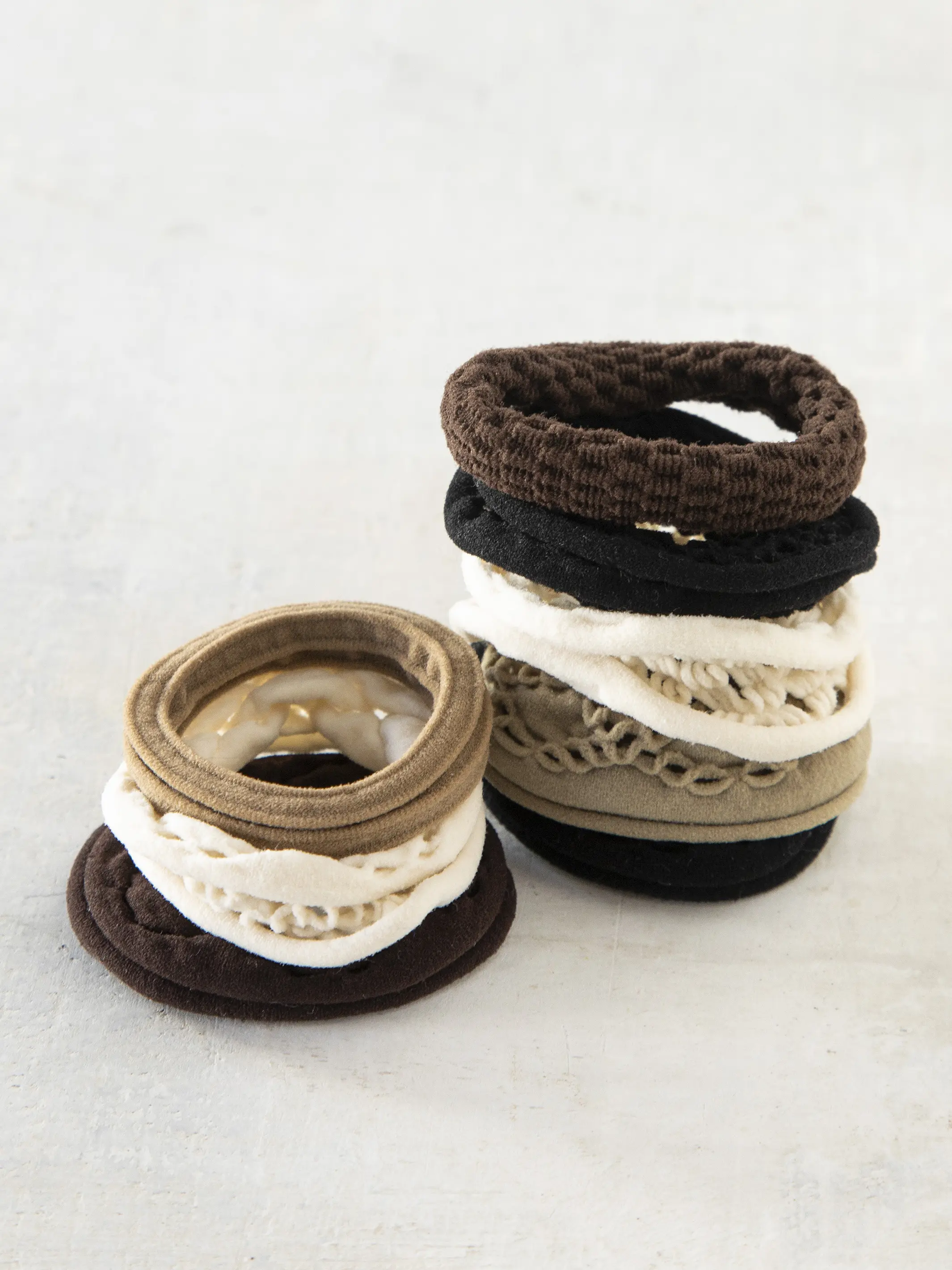 On The Run Hair Tie, Set of 8 - Black
