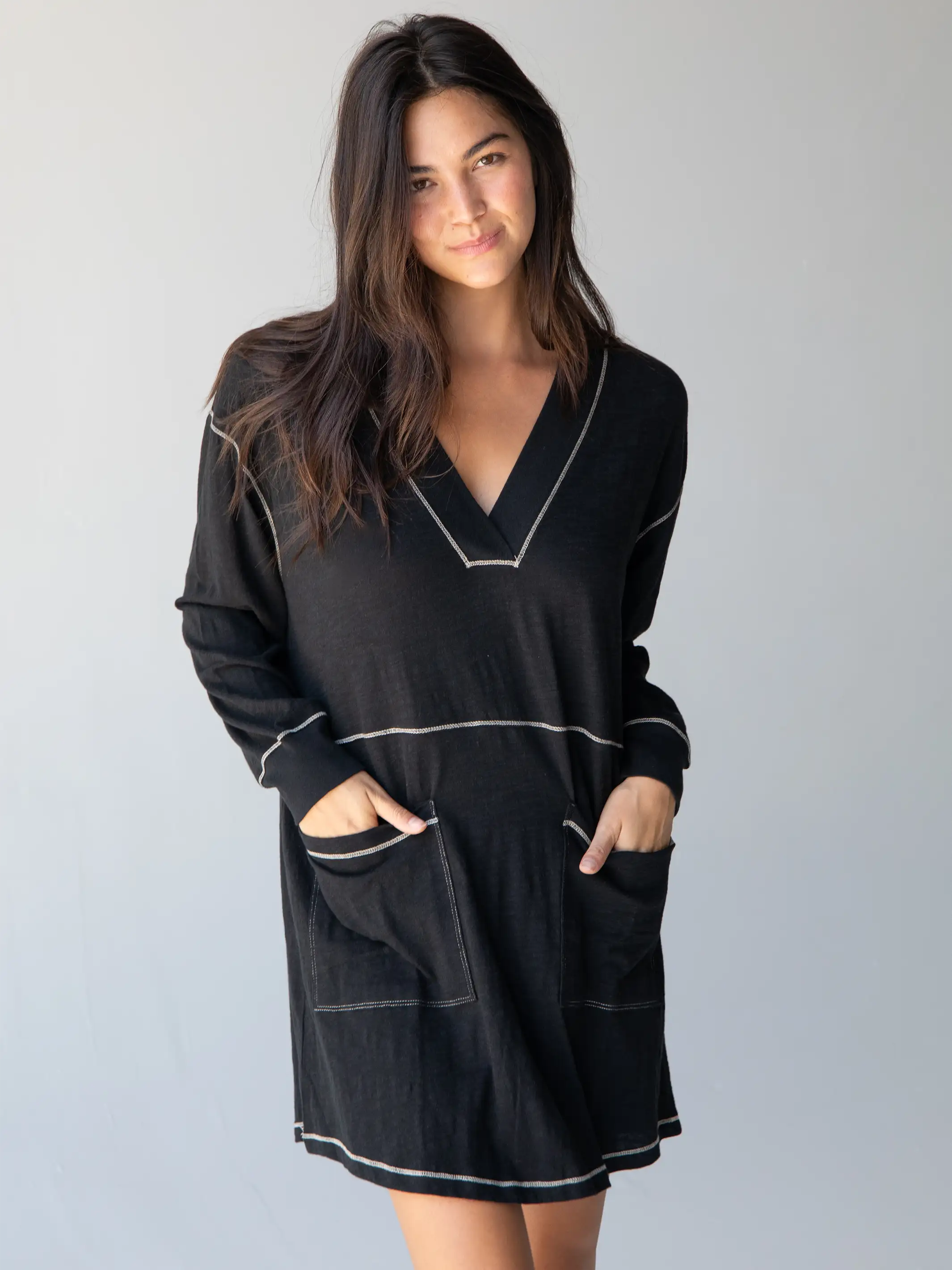 Charlie Long Sleeve V-Neck Dress - Black