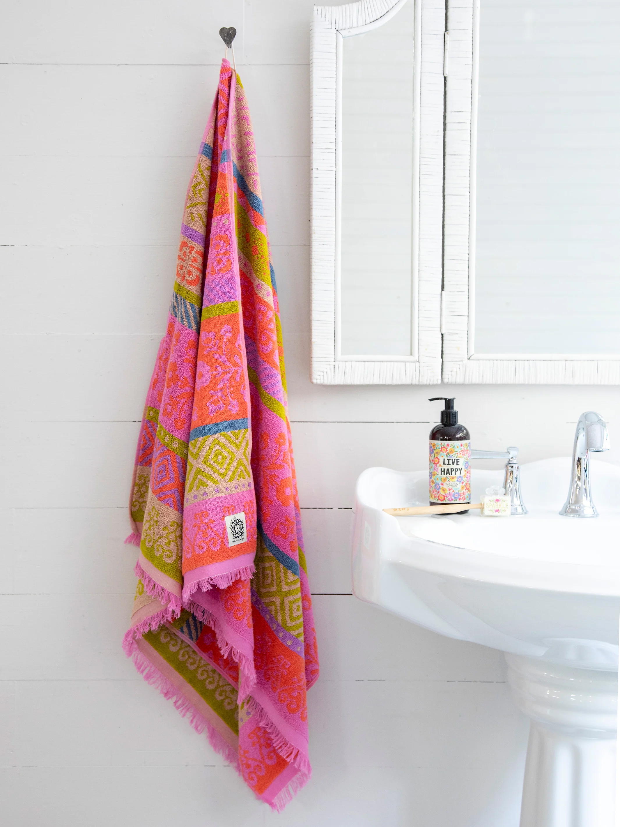 Cotton Bungalow Beach Towel - Coral Border