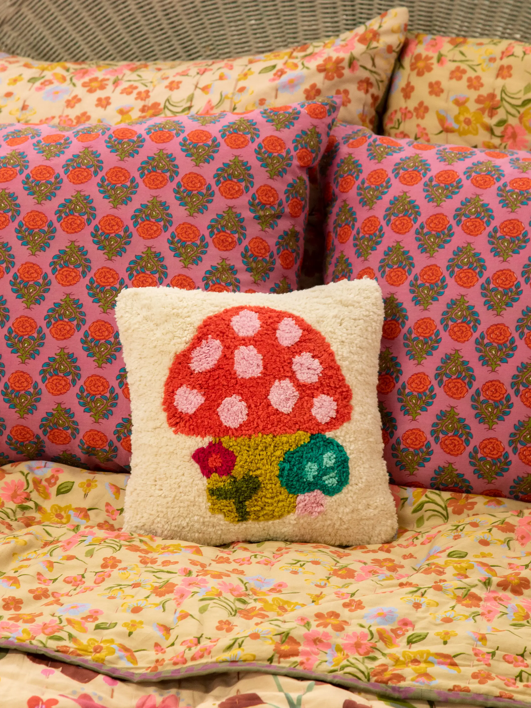 Tufted Pillow - Cream Mushroom