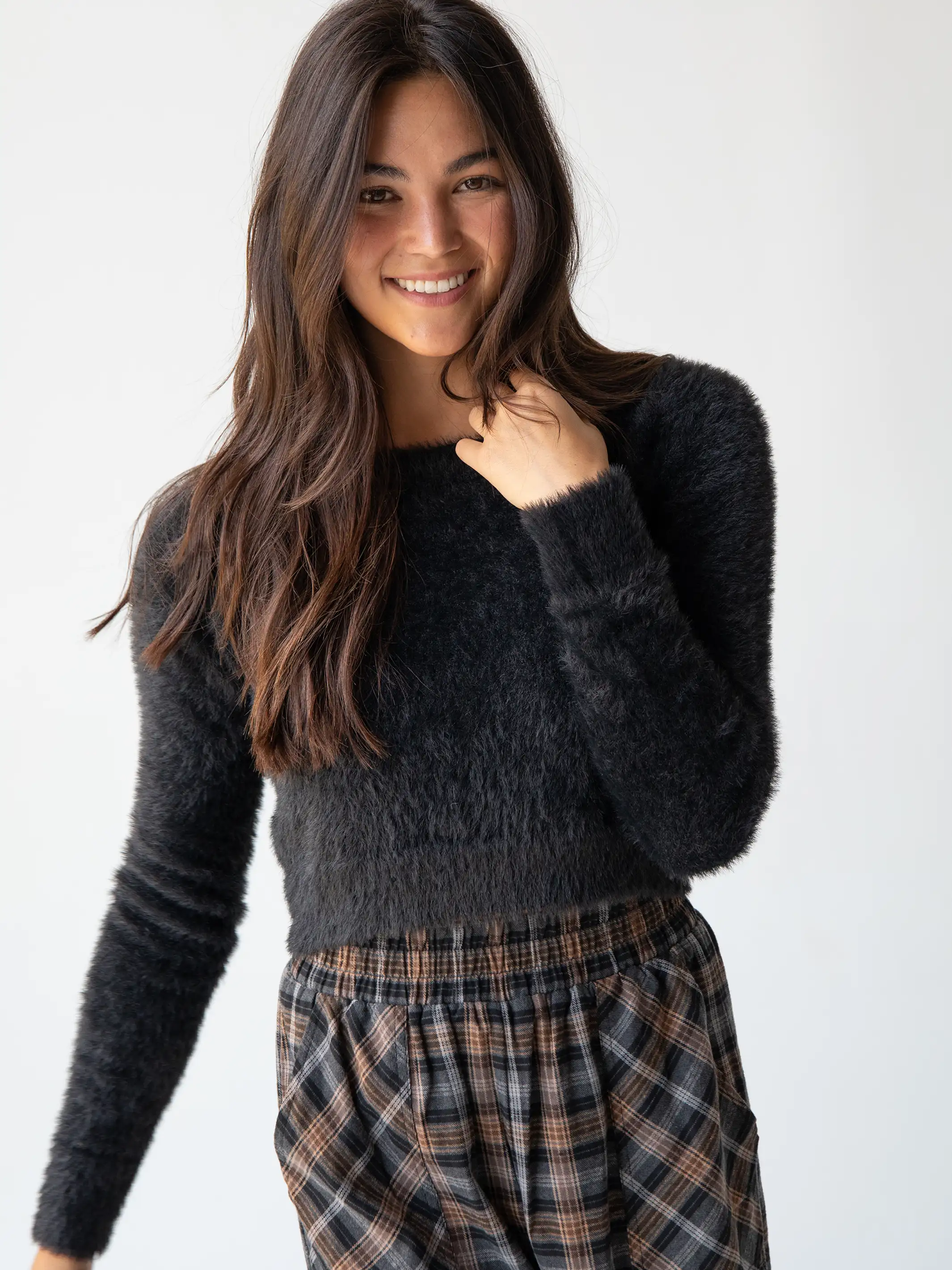 Fuzzy Sweater - Black