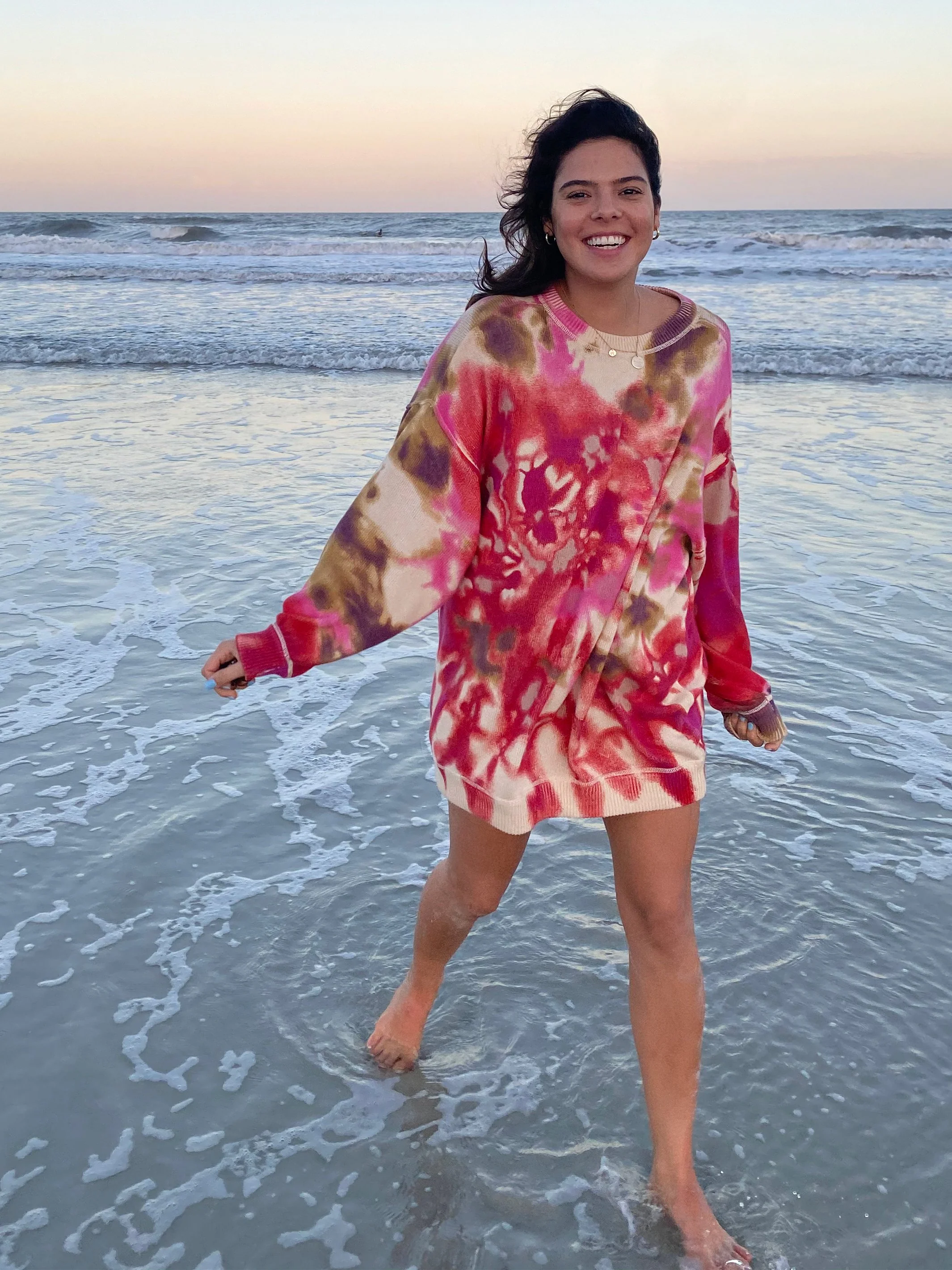 Taylor Oversized Sweater - Magenta Tie-Dye