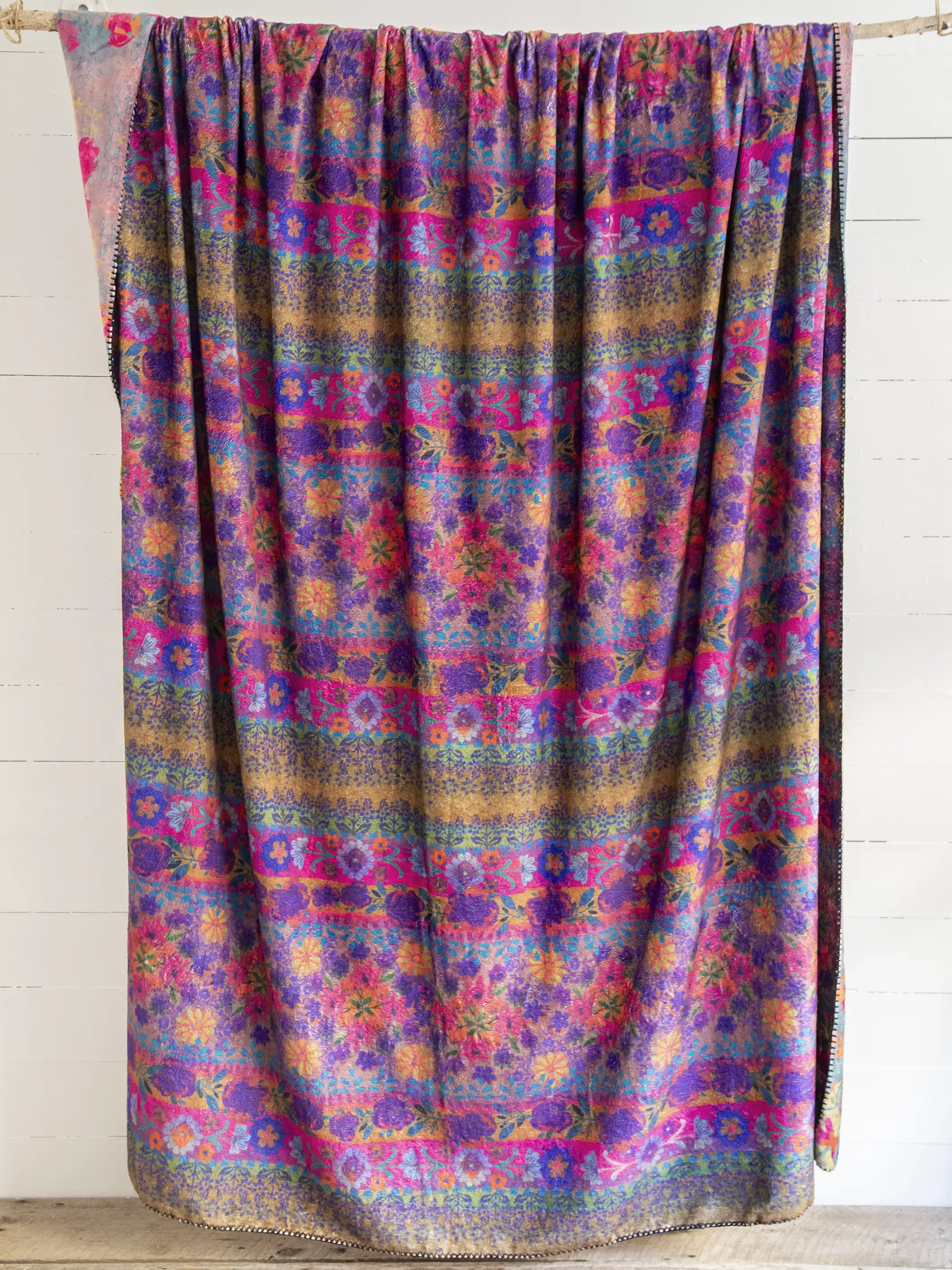 Double-Sided Cozy Coverlet - Mandala