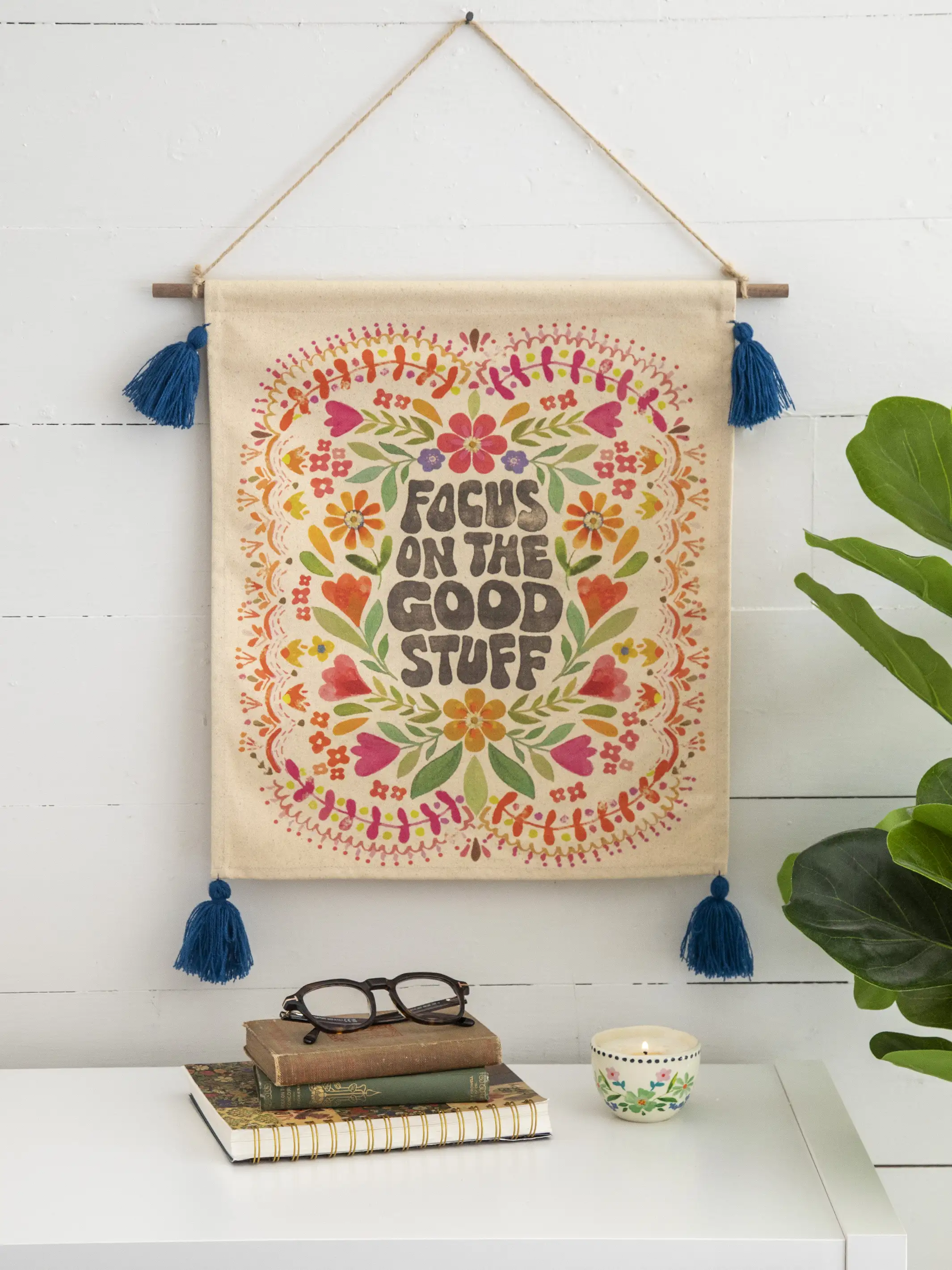 Tassel Wall Tapestry - Focus On The Good